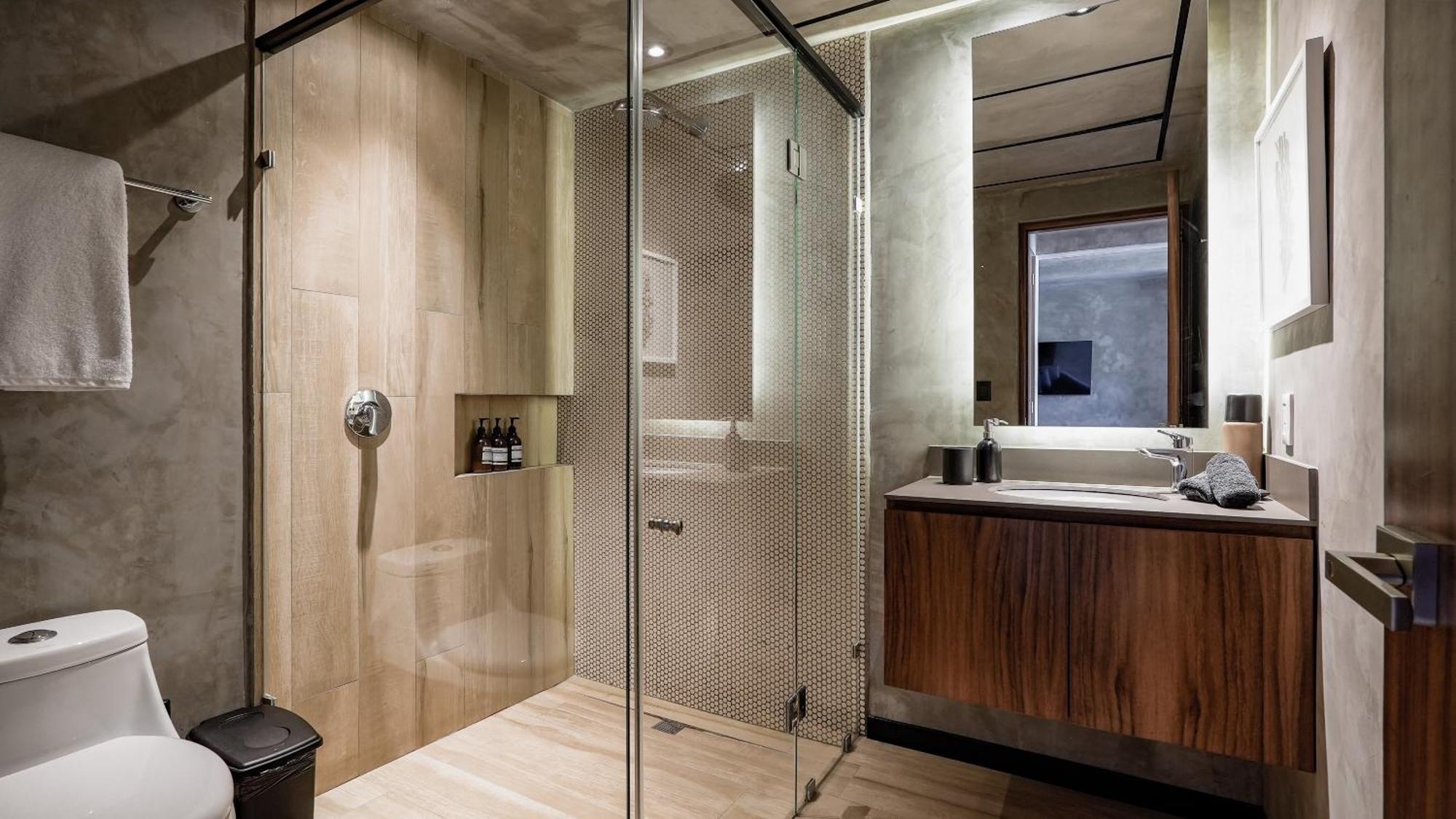 Contemporary & Well-located Apartment